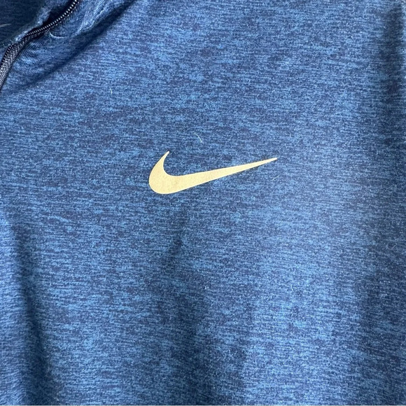 Nike Running Women’s Pullover Blue Size Medium Dri-Fit 1/4 Zip Swoosh Athletic - Picture 5 of 8